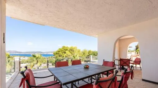 Villa with panoramic sea and mountain views in Nova Santa Ponsa Villa with panoramic sea and mountain views in Nova Santa Ponsa